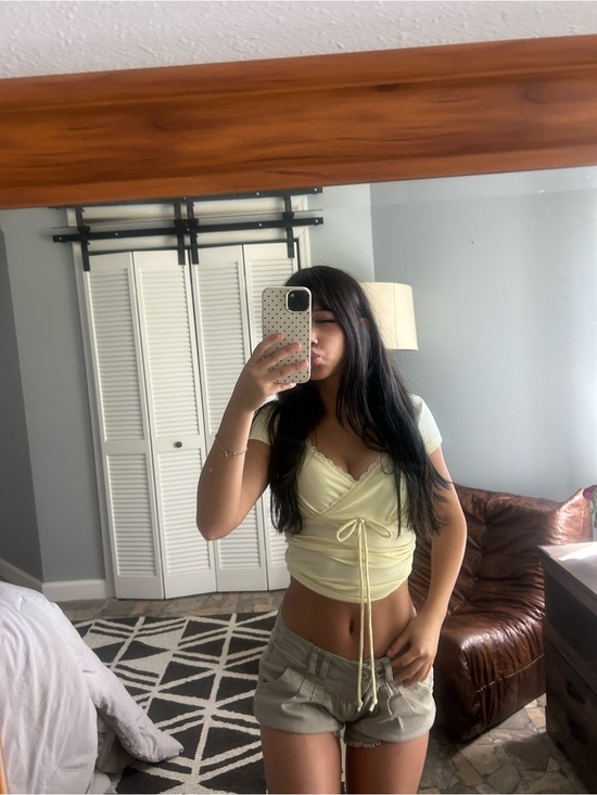 Princess Polly Tops - Princess Polly Light Yellow Ruched Tie-Front Crop Top